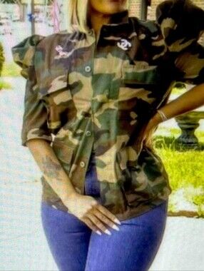 Puff sleeve camouflage jacket